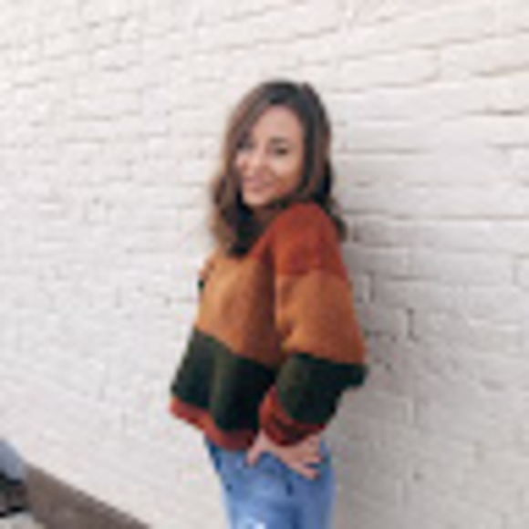 Meet your Posher, Rachel - Picture 1 of 1